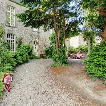 Chateau Sleeps 18 Wifi Landhaus *