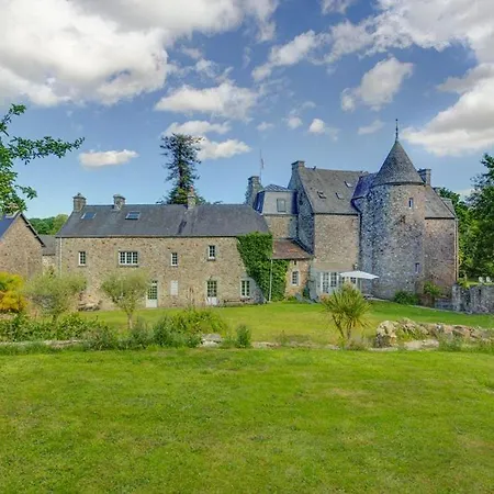 Landhaus Chateau Sleeps 18 Wifi